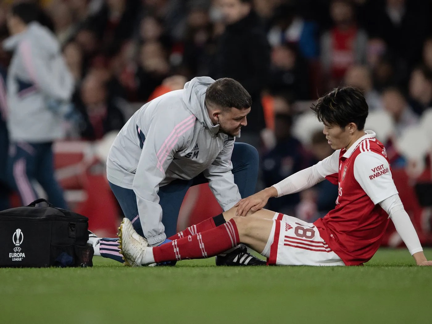 dt-nhat-ban-cong-bo-ds-so-bo-cho-asian-cup-2024-hlv-troussier-mung-tham