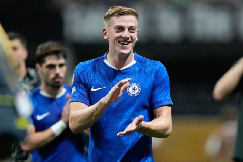 joao-pedro-ngoi-khen-delap-sau-man-trinh-dien-choi-sang