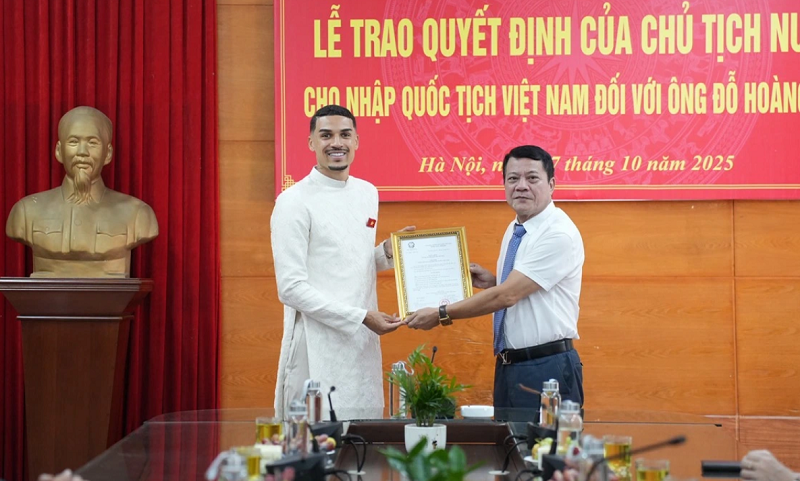 do-hoang-hen-co-quoc-tich-viet-nam-ca-dong-nam-a-lo-sot-vo-vi-bo-doi